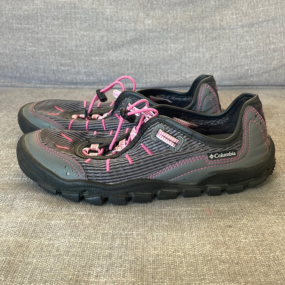Columbia Cruzado gray and pink water and walking shoes Size 7